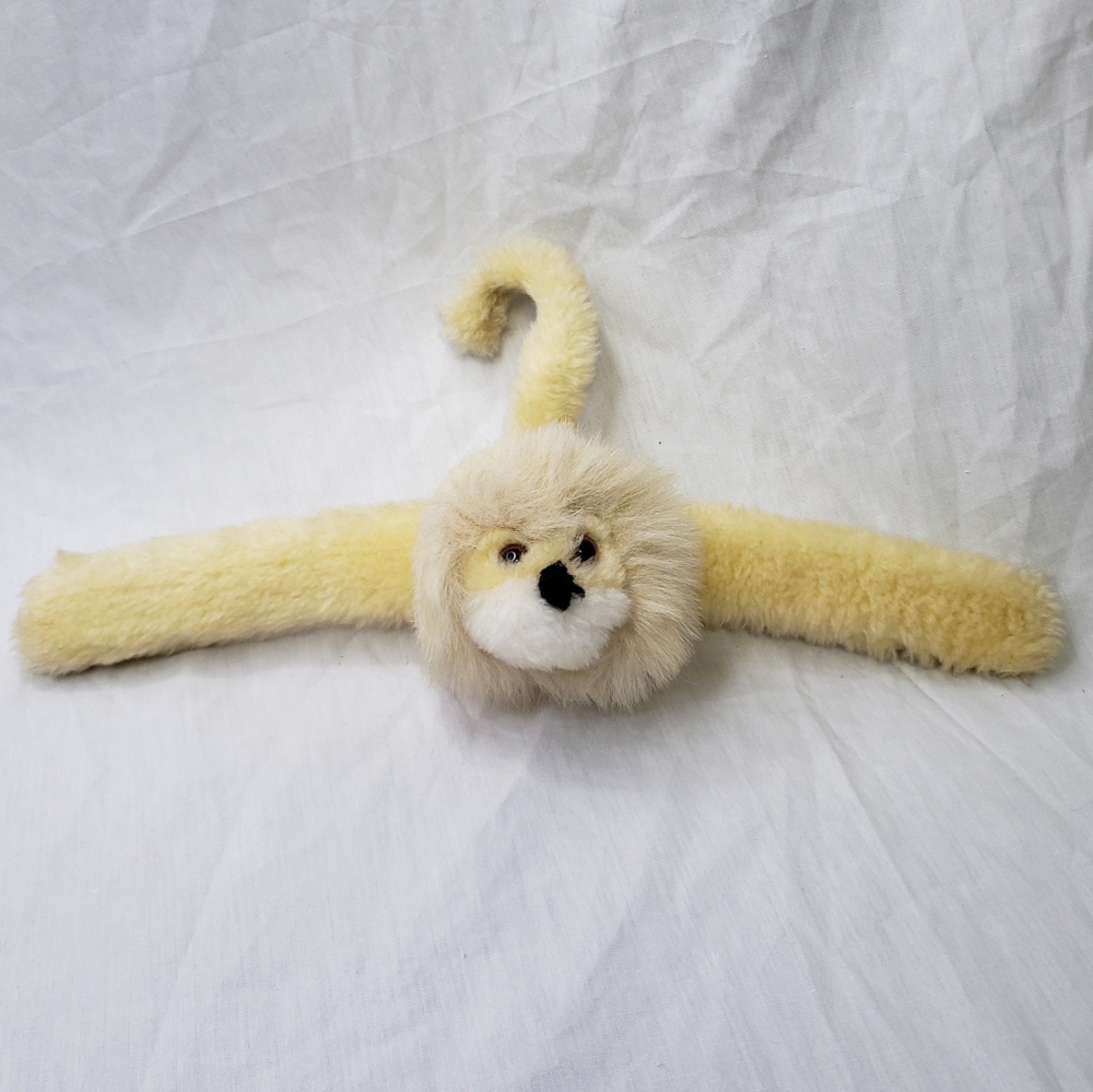Vintage Cream Lion Plush Hanger
